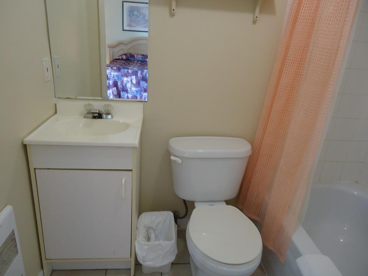 Motel Chateauguay Hull Экстерьер фото